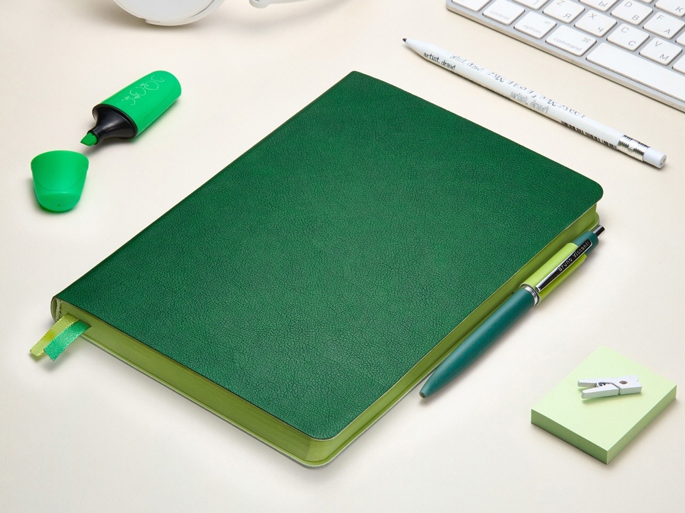 Ежедневник А5 датированный Boston на 2027 год