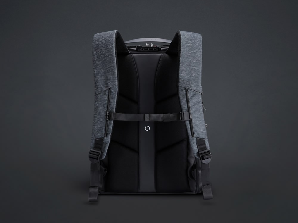 Водостойкий антикражный рюкзак FlexPackPro для ноутбука 15.6