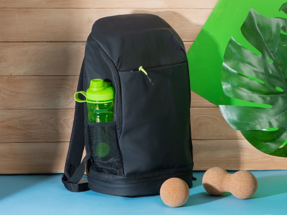 Спортивная бутылка-шейкер из тритана Winner