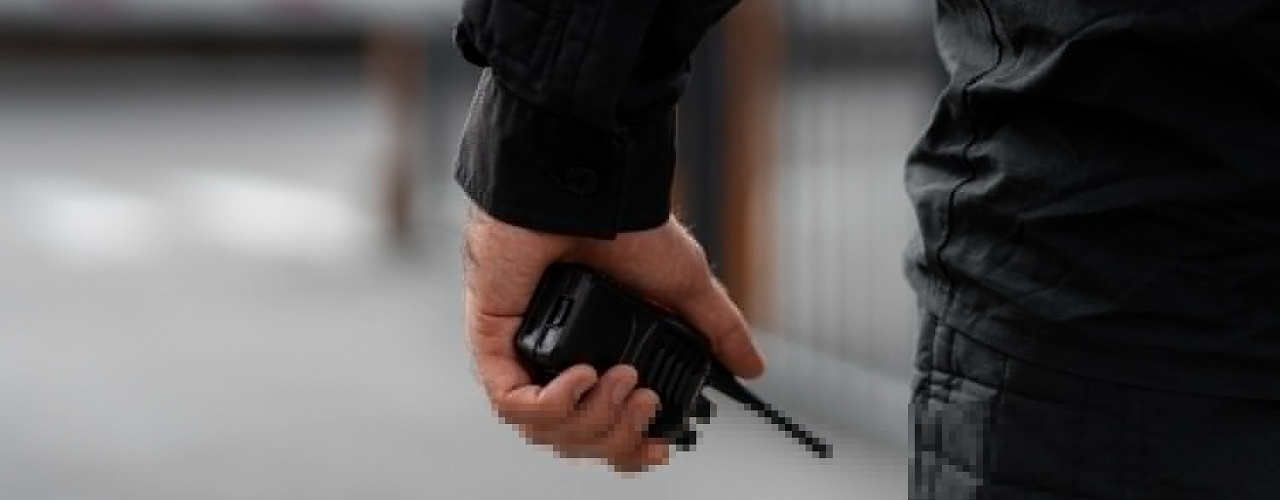 Нестандартные подарки сотрудникам правоохранительных органов: как удивить и порадовать сотрудников МВД?